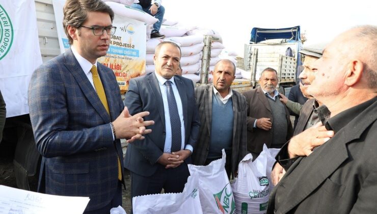 “Van Hububat Ambarı Oluyor” projesi kapsamında Erciş’teki çiftçilere sertifikalı buğday ve arpa tohumu dağıtımı yapıldı