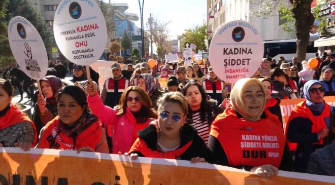 Van’da “Kadına Şiddete Hayır” yürüyüşü yapıldı